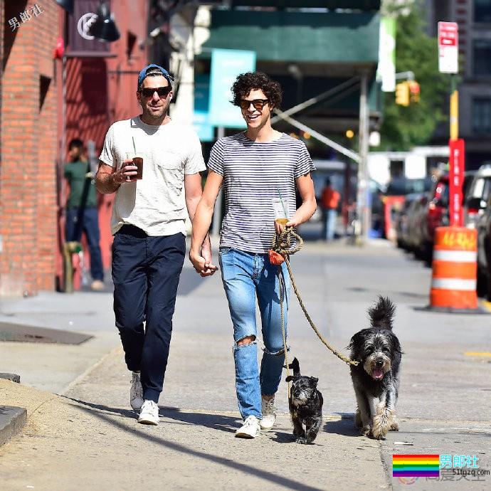 台湾同婚立法：孩子家长栏可能新增“父”（“母”）、“养父”（“养母”） - 51虹马