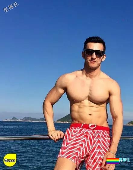 扒到了！浴照流传大鼻子熟男竟是大猛攻？-51虹马