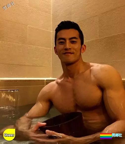 扒到了！浴照流传大鼻子熟男竟是大猛攻？ - 51虹马