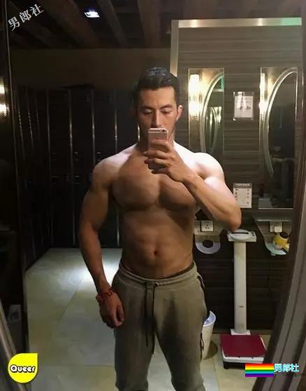 扒到了！浴照流传大鼻子熟男竟是大猛攻？ - 51虹马