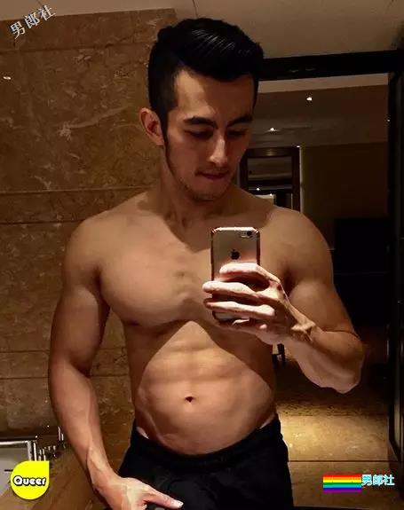 扒到了！浴照流传大鼻子熟男竟是大猛攻？ - 51虹马