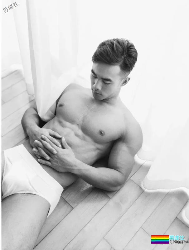 爆肌直男，好大！ - 51虹马