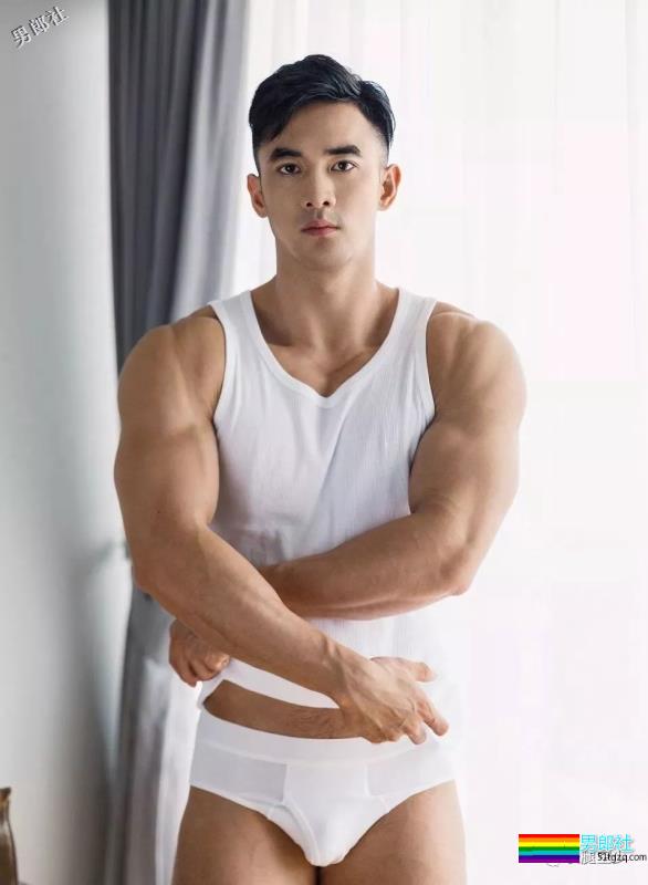 爆肌直男，好大！ - 51虹马