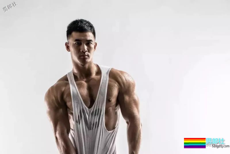 爆肌直男，好大！ - 51虹马