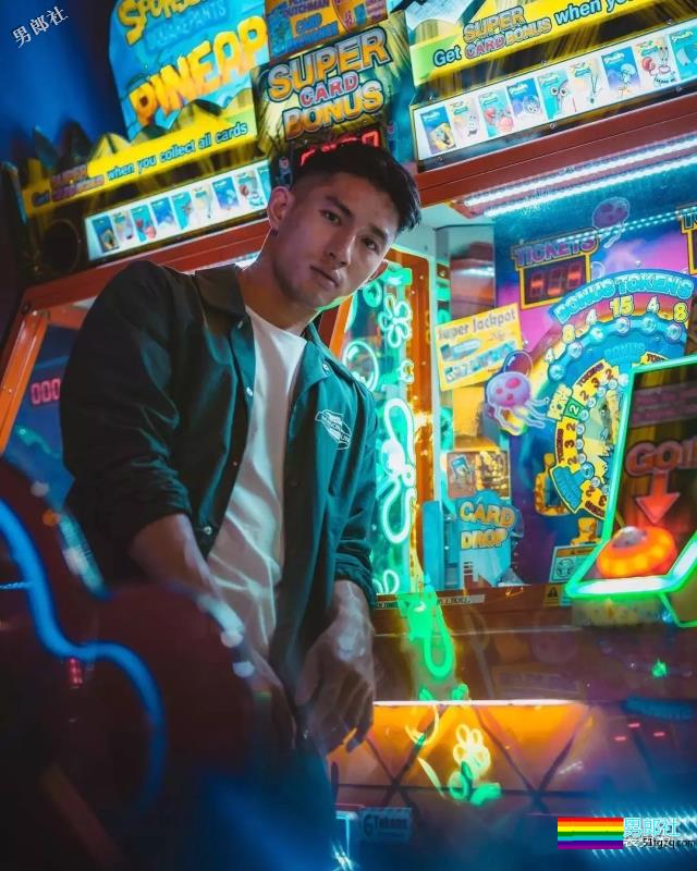 留学生就是大，口水都止不住了！ - 51虹马