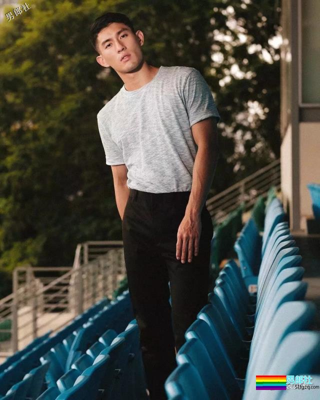 留学生就是大，口水都止不住了！ - 51虹马