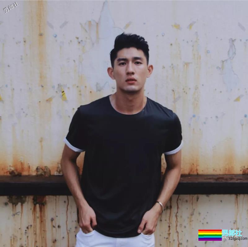 留学生就是大，口水都止不住了！ - 51虹马