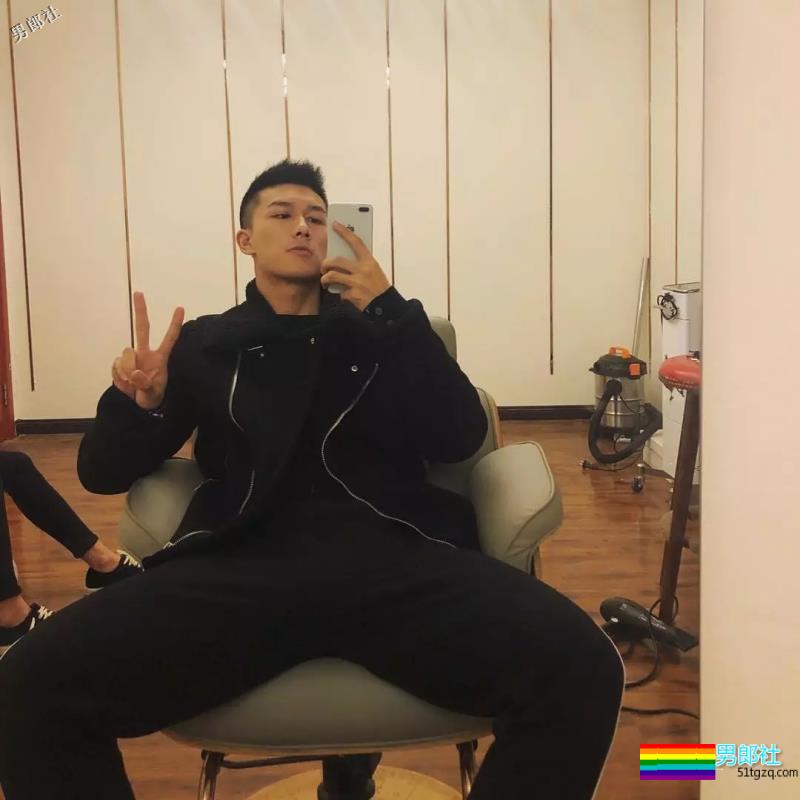 他的道具很多，我超级可以~~~ - 51虹马