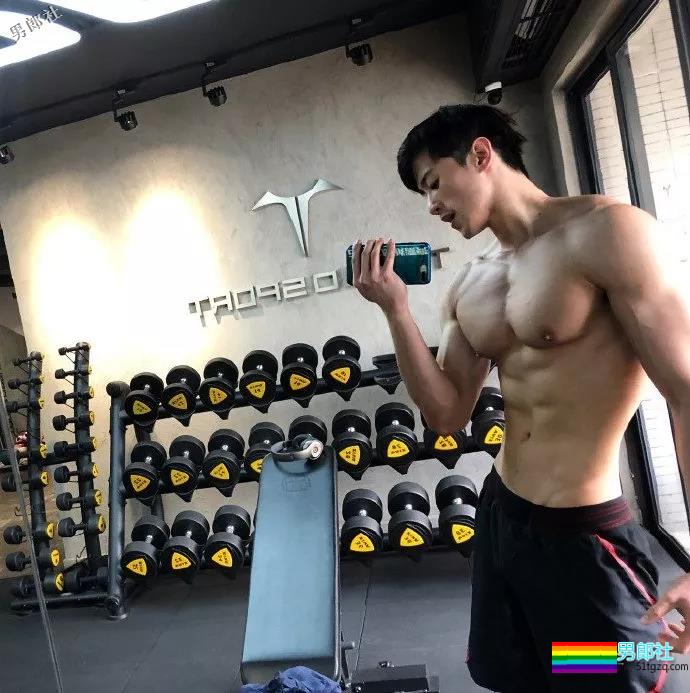 除了啪，同志情侣还可以做点啥？ - 51虹马