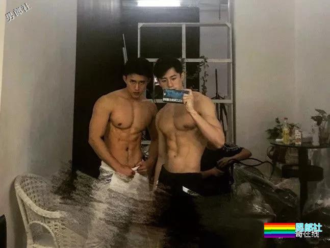 掀衣撩腹肌的网红篮球体育生，上综艺拍杂志，他用腱子肉走出一路风情！ - 51虹马