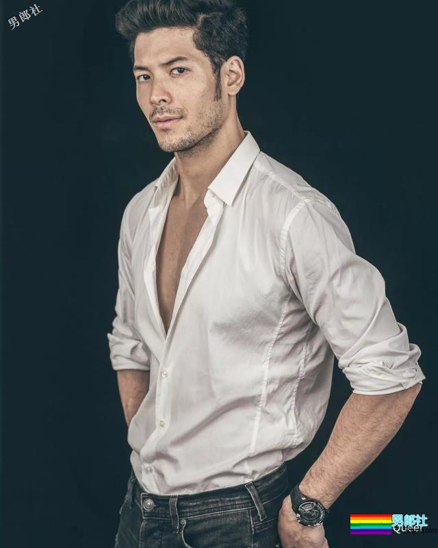 混血模特被批和写真差距太大？但他的原始野性我还是很可以！ - 51虹马