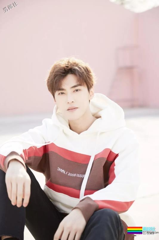 蔡依林的“芭比娃娃”,这个甜笑男孩就是青春的样子啊!--嘉羿 - 51虹马 蔡依林的“芭比娃娃”,这个甜笑男孩就是青春的样子啊!--嘉羿 - 51虹马