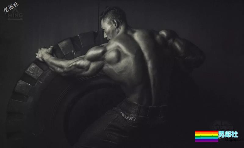 天呐，这居然是中国人拍的肌肉大片！简直太帅了！ - 51虹马