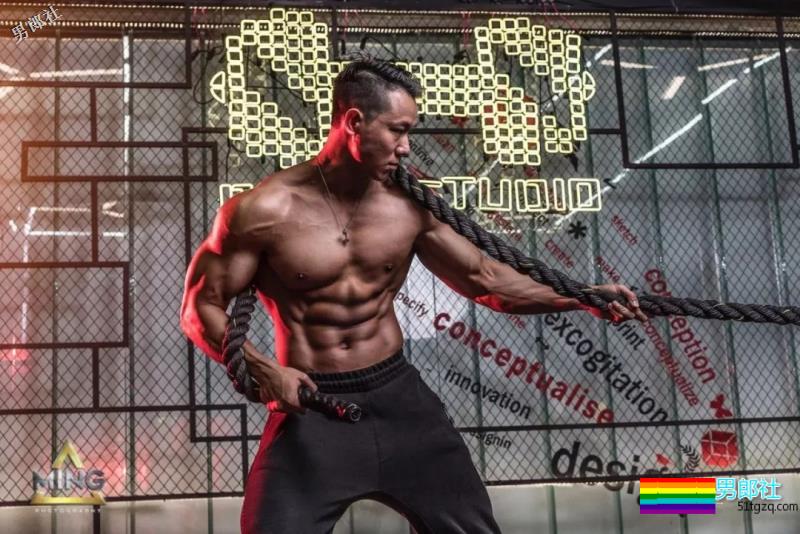 天呐，这居然是中国人拍的肌肉大片！简直太帅了！ - 51虹马