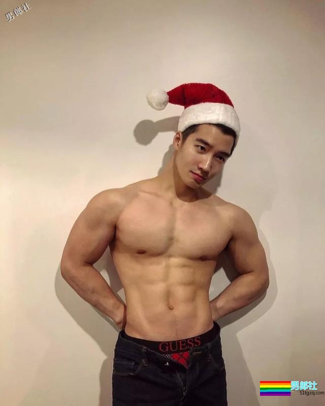 来自韩国的平面模特，谁会拒绝这样一个倒三角身材的男人呢？ - 51虹马