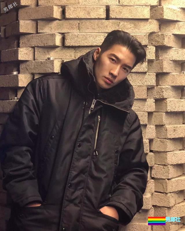 来自韩国的平面模特，谁会拒绝这样一个倒三角身材的男人呢？ - 51虹马