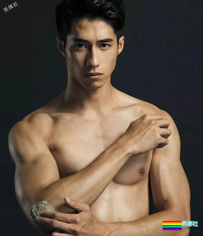 夜店&名媛，真大！ - 51虹马