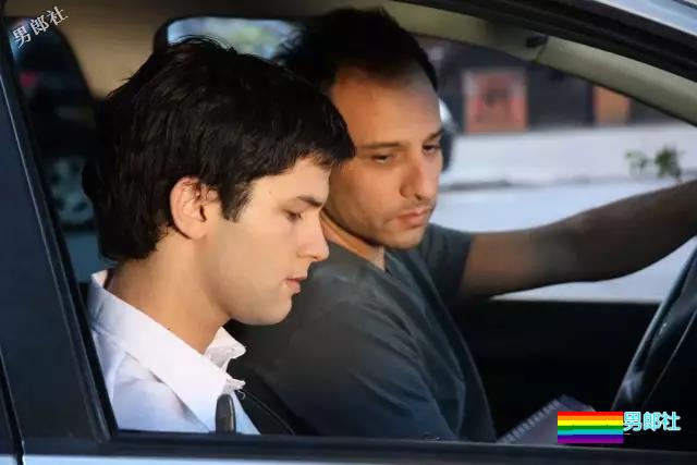 今日推荐3部师生:少年X体育老师 如此强的撩汉手段 不弯都难! - 51虹马 今日推荐3部师生:少年X体育老师 如此强的撩汉手段 不弯都难! - 51虹马