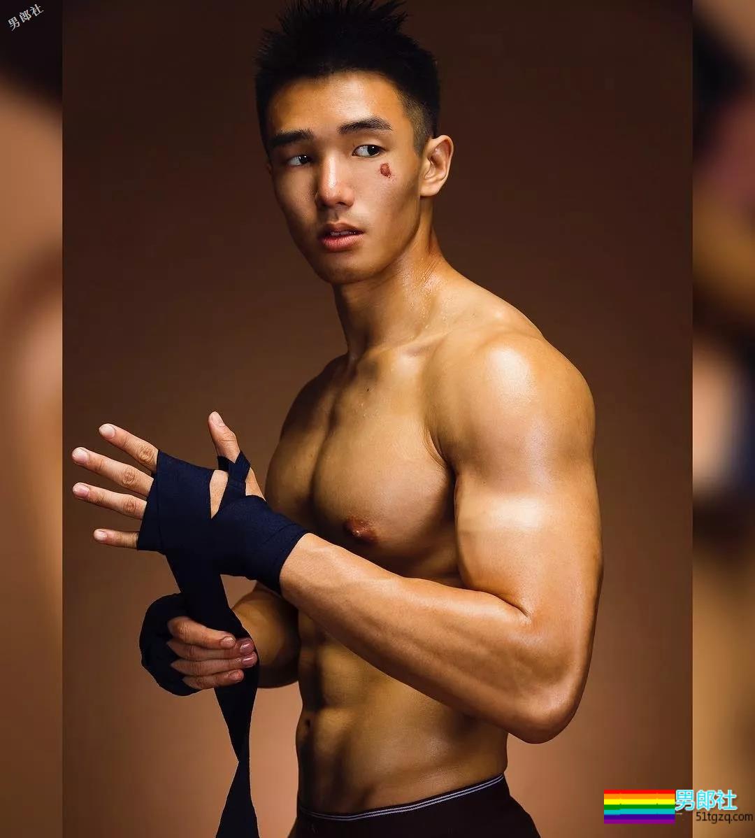 奶凶拳击手成摄影师新宠,体育生小狼狗爆发攻击力十足! - 51虹马 奶凶拳击手成摄影师新宠,体育生小狼狗爆发攻击力十足! - 51虹马