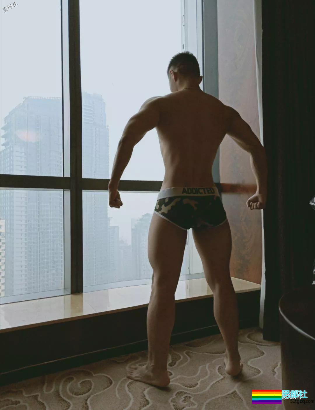 专访阿超队长，是什么原因，让你做了牛？ - 51虹马