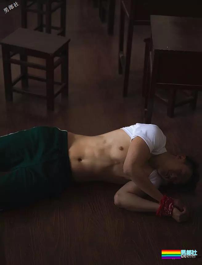 香港GARY男神小哥又出新照，想给摄影师们加五个鸡腿 - 51虹马