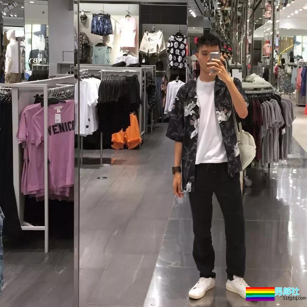 帅气好看又很撩，有个性的小哥哥容易让人小鹿乱撞啊！ - 51虹马