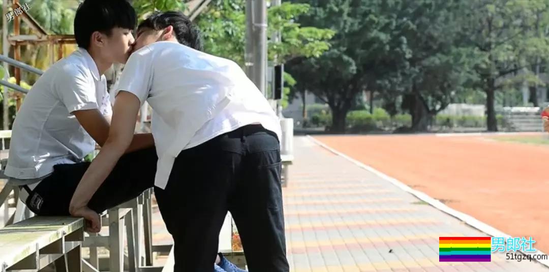 同X恋人被父母发现后，很现实！不过我喜欢这结局！ - 51虹马