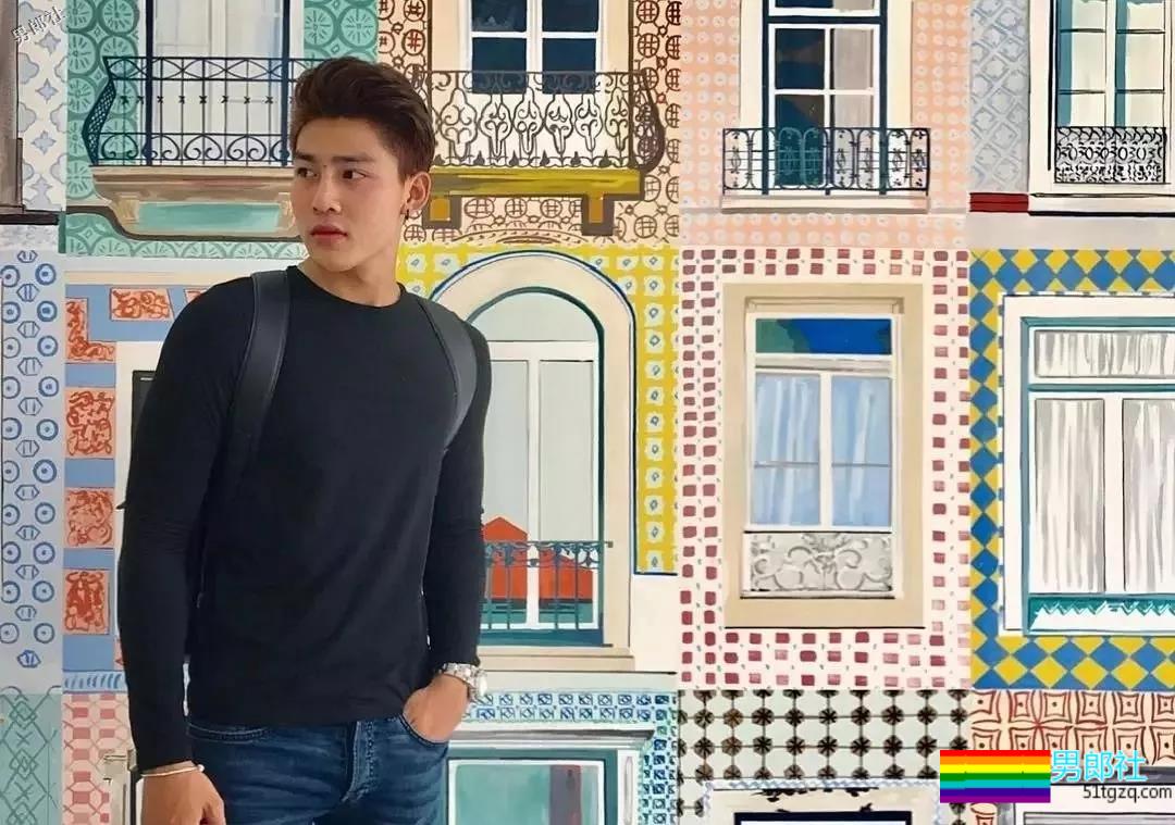 长腿天菜肉好颜高 能穿正装制服 能玩运动装Play - 51虹马