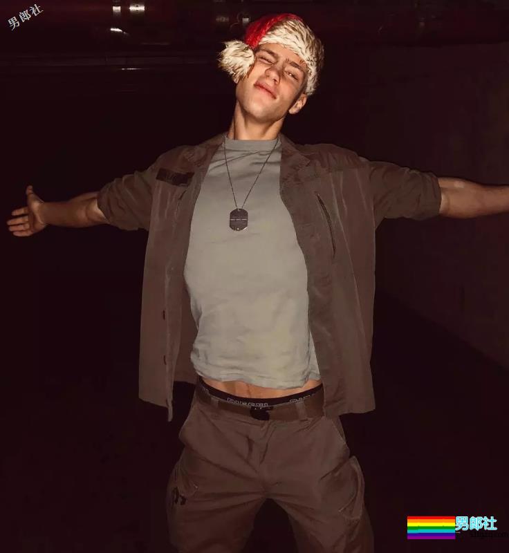 靠服兵役走红网络的男模，他算第一个！ - 51虹马