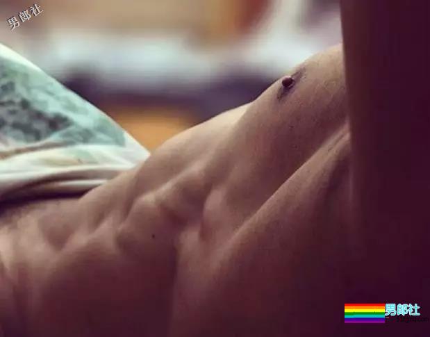 神仙颜值+筋肉身体！双重诱惑！ - 51虹马