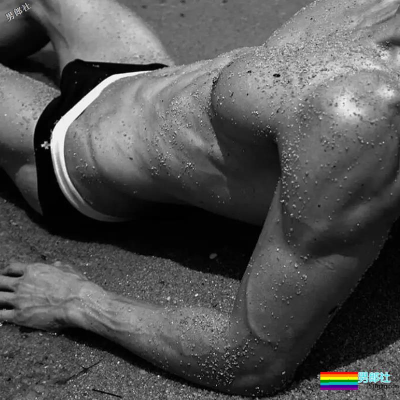 神仙颜值+筋肉身体！双重诱惑！ - 51虹马