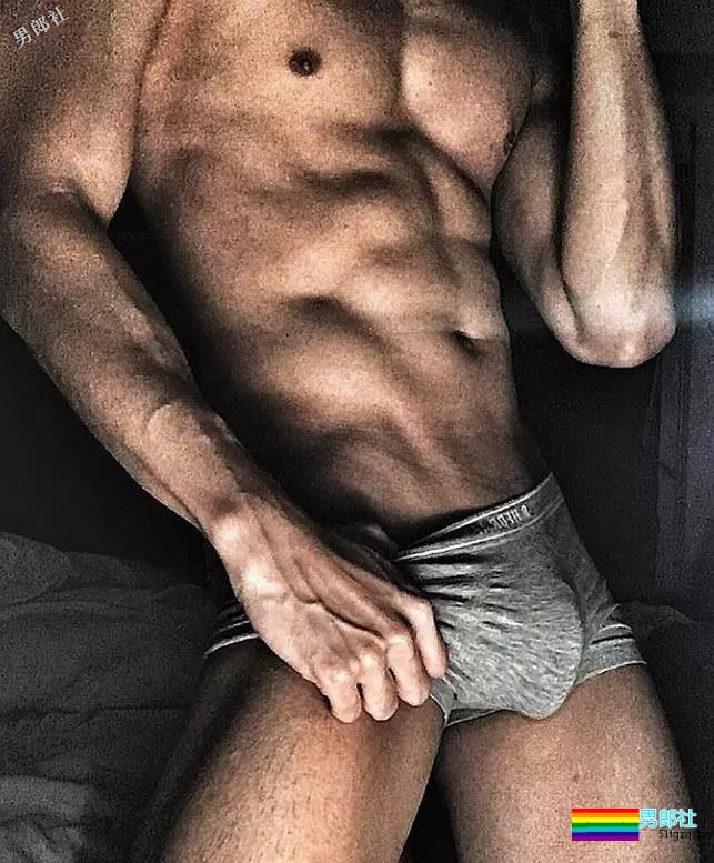 神仙颜值+筋肉身体！双重诱惑！ - 51虹马