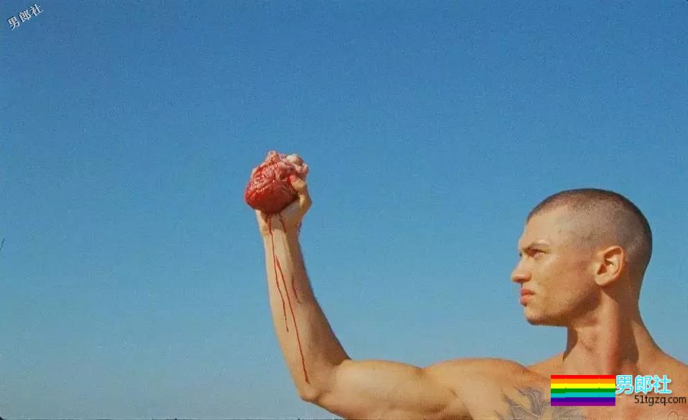 从Troye的男朋友到Mariah Carey的小男宠，这个男模找到了新门路！ - 51虹马