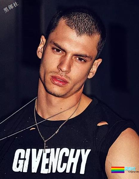 从Troye的男朋友到Mariah Carey的小男宠，这个男模找到了新门路！ - 51虹马