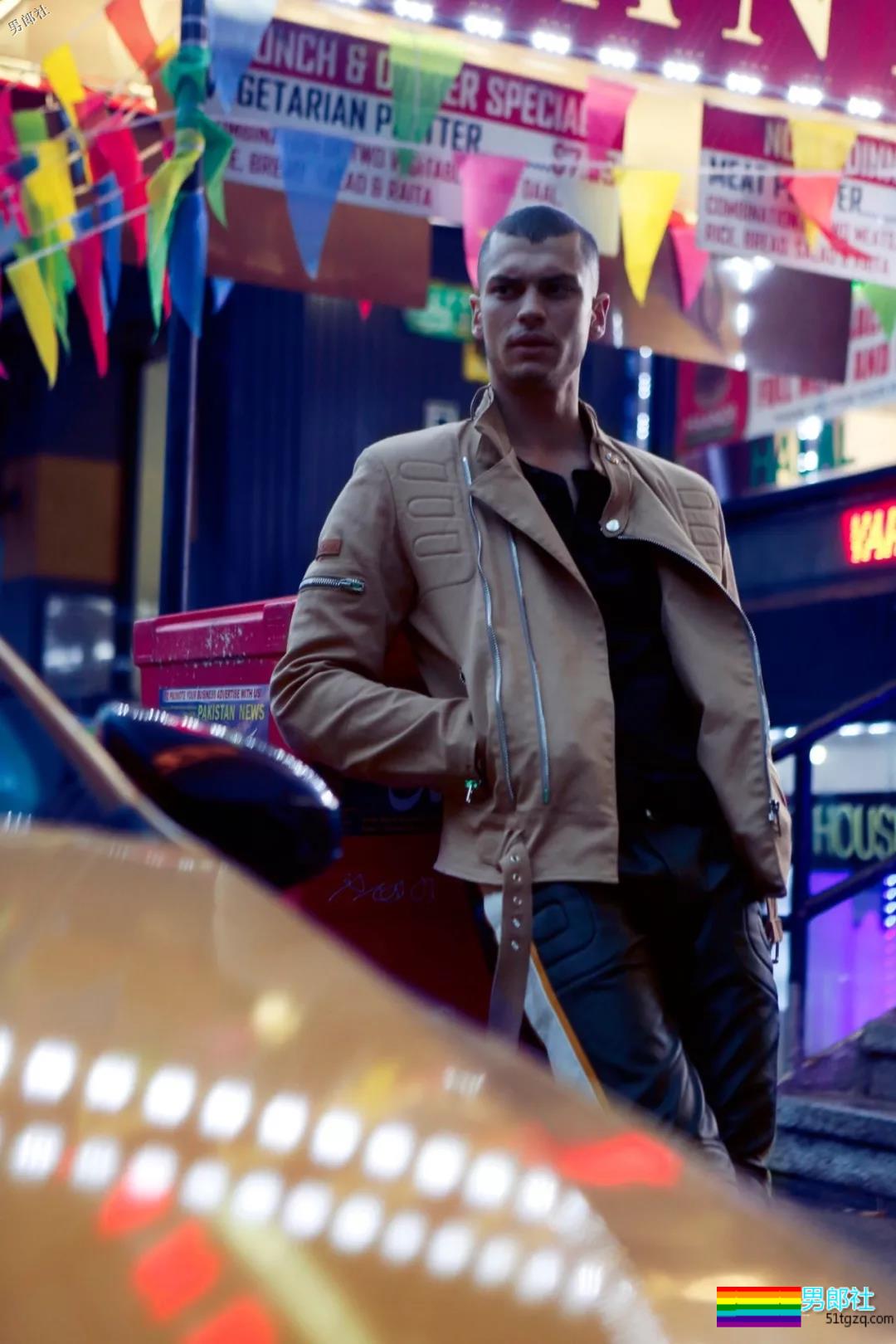 从Troye的男朋友到Mariah Carey的小男宠,这个男模找到了新门路! - 51虹马 从Troye的男朋友到Mariah Carey的小男宠,这个男模找到了新门路! - 51虹马