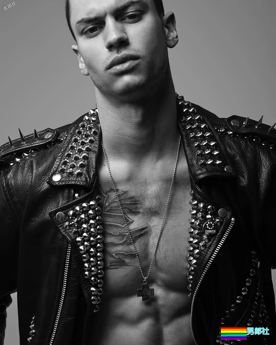 从Troye的男朋友到Mariah Carey的小男宠，这个男模找到了新门路！ - 51虹马