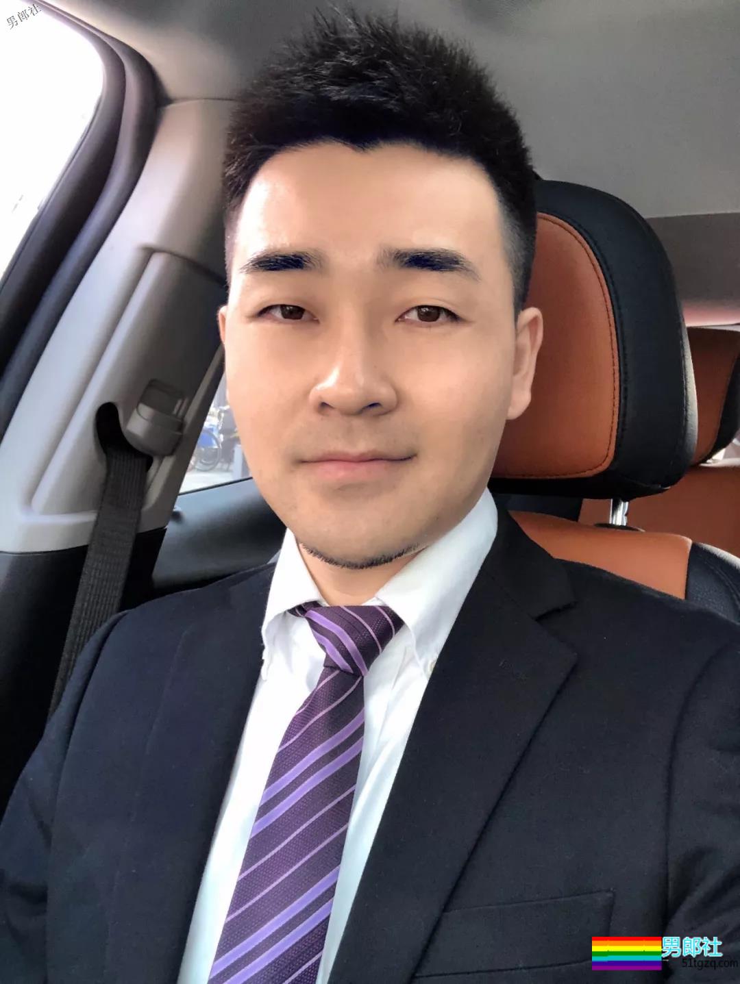 镜头之外他们还是9头身美男吗？专访12位徐维森拍摄过的男生 - 51虹马