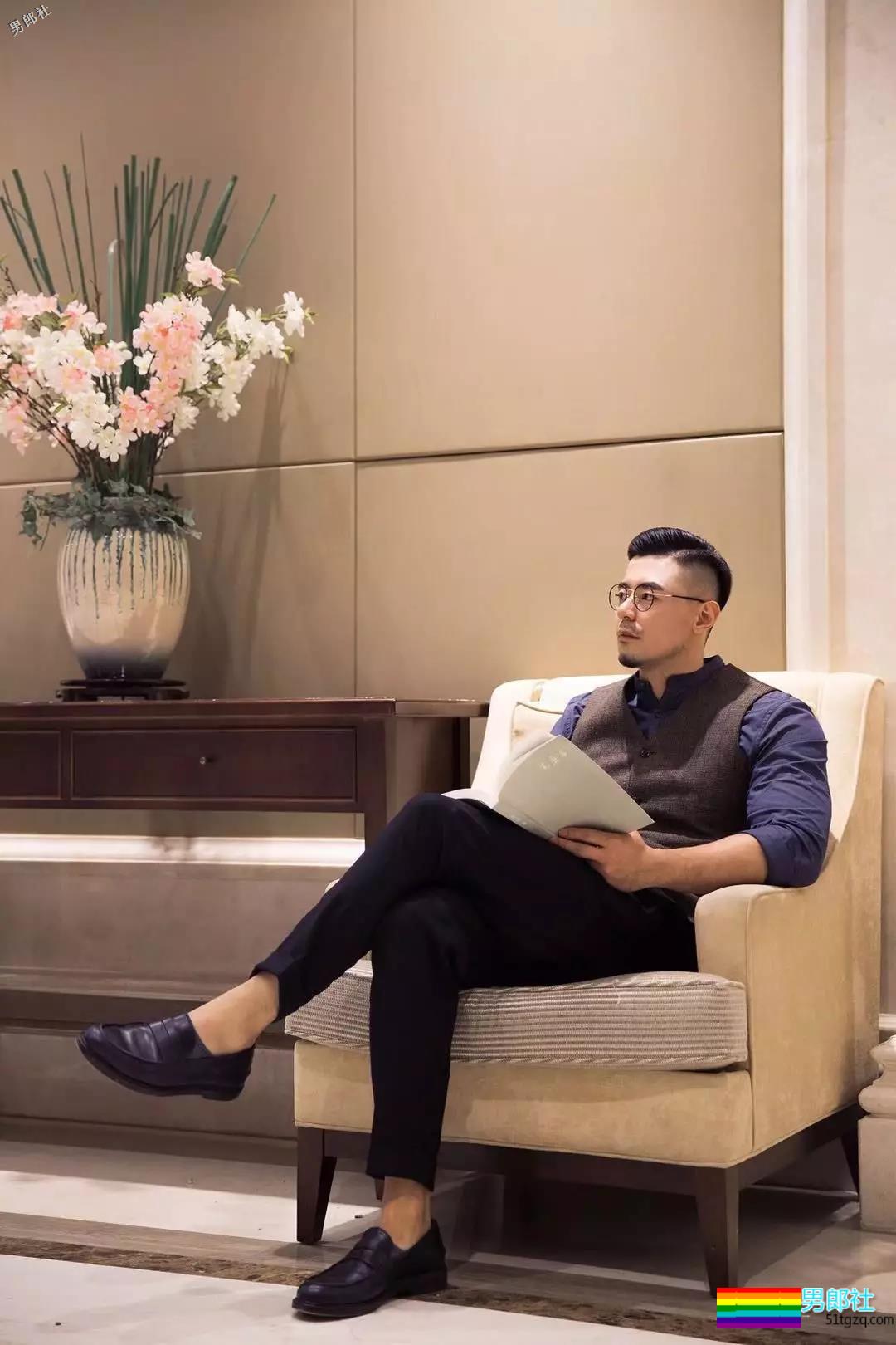 镜头之外他们还是9头身美男吗？专访12位徐维森拍摄过的男生 - 51虹马