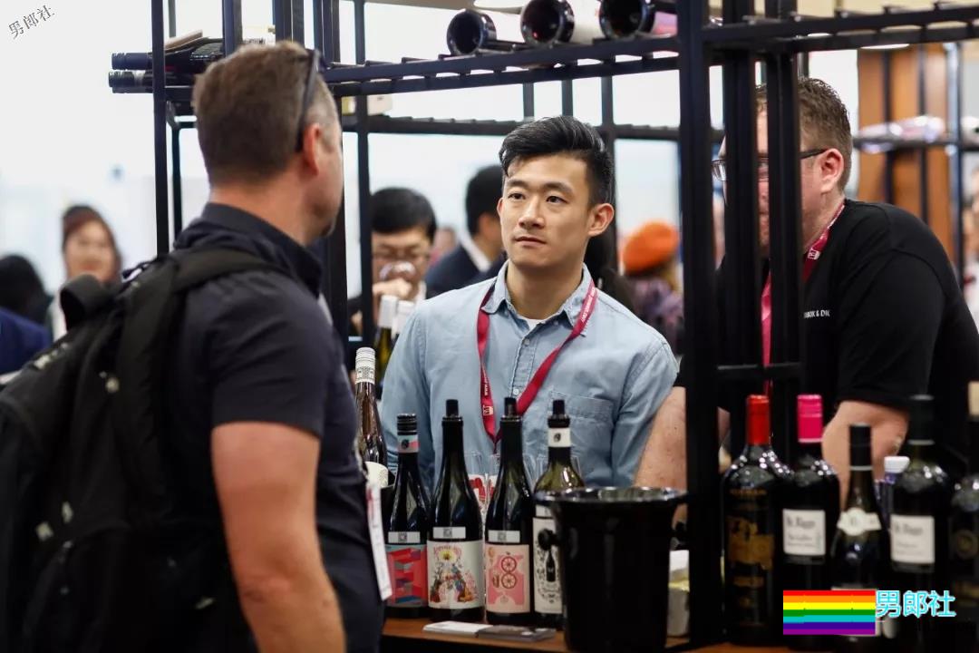 镜头之外他们还是9头身美男吗？专访12位徐维森拍摄过的男生 - 51虹马