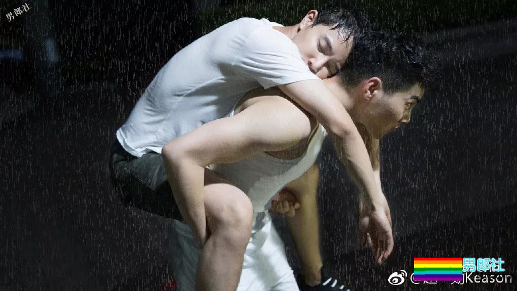 拍写真筹资捐山区，奶凶鲜肉实名演绎人美心善！ - 51虹马