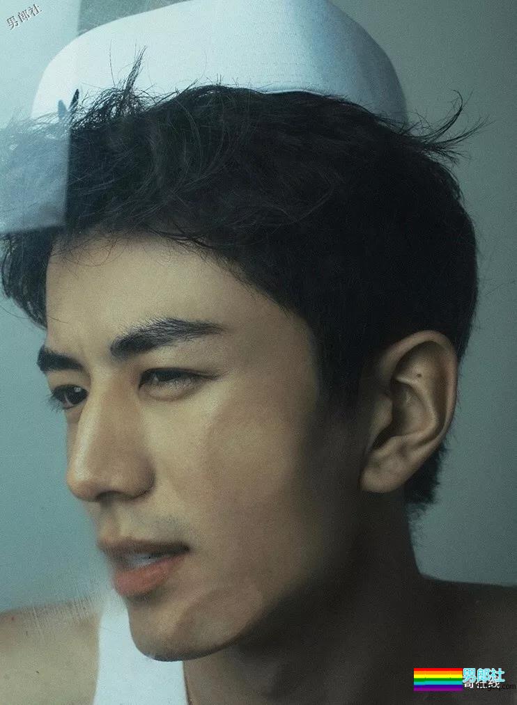 185优质天菜小狼狗，长腿巧克力腹肌帅到出圈！ - 51虹马