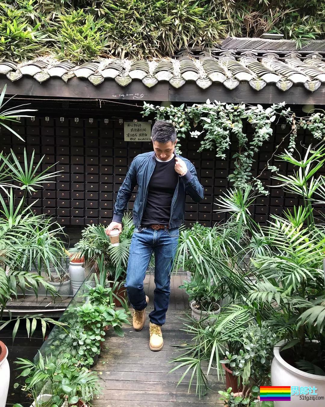 看了他穿泳裤才知道该押大押小！ - 51虹马