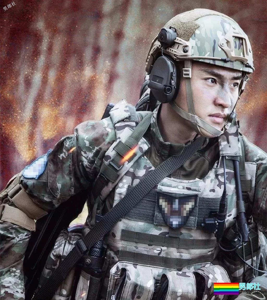 痞帅硬汉医生，寸头上演制服救援 - 51虹马