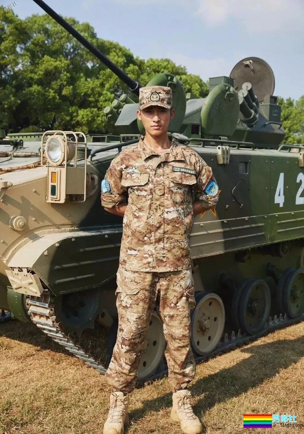 痞帅硬汉医生，寸头上演制服救援 - 51虹马