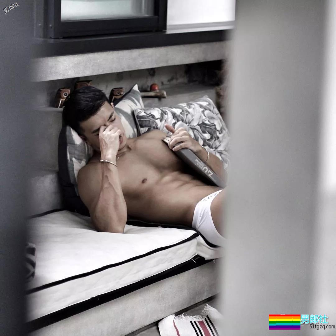 用素人狼狗假照当场遭识破，盗图人可不可以清醒一点？ - 51虹马