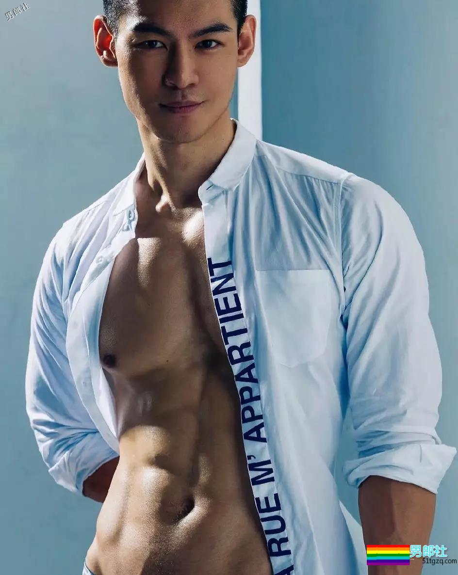 大胸肌男人有多撩人？看完后热血沸腾！ - 51虹马