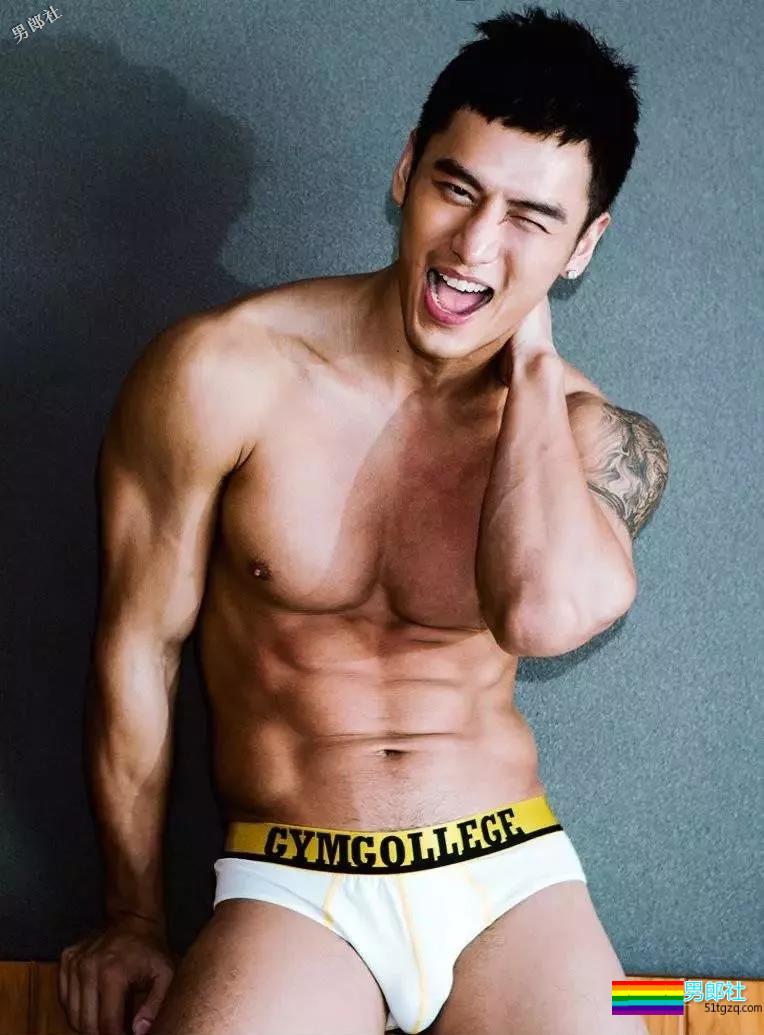 185CM健身私教曾是冠军!一张泳装照证明实力! - 51虹马 185CM健身私教曾是冠军!一张泳装照证明实力! - 51虹马