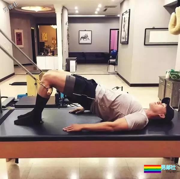 185CM健身私教曾是冠军！一张泳装照证明实力！ - 51虹马