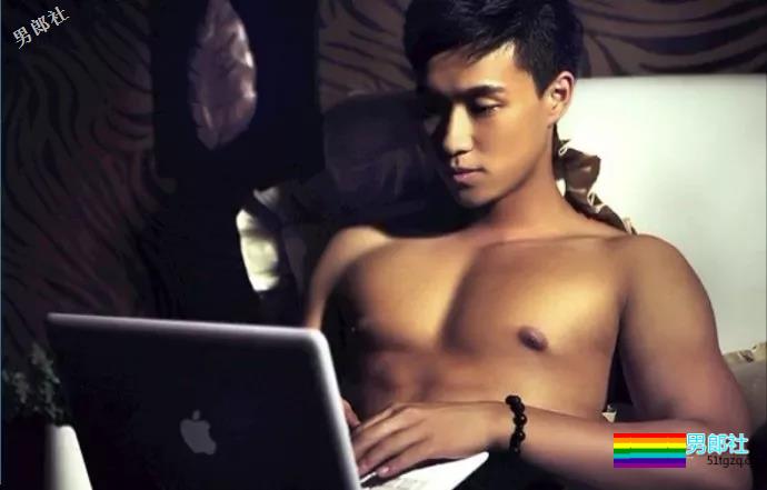 185CM健身私教曾是冠军！一张泳装照证明实力！ - 51虹马