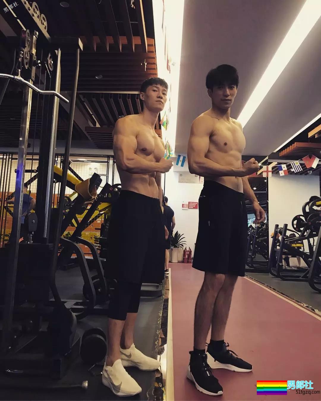 185CM健身私教曾是冠军！一张泳装照证明实力！ - 51虹马